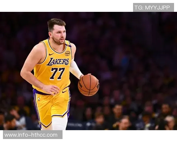 东契奇赞文班球技期待未来进步潜力无限