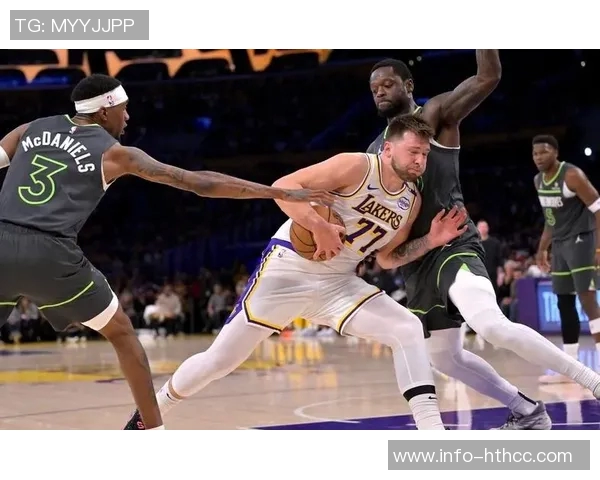 东契奇上半场狂砍32分助力湖人领先森林狼5分进入下半场 东契奇上半场狂砍32分助力湖人领先森林狼5分进入下半场